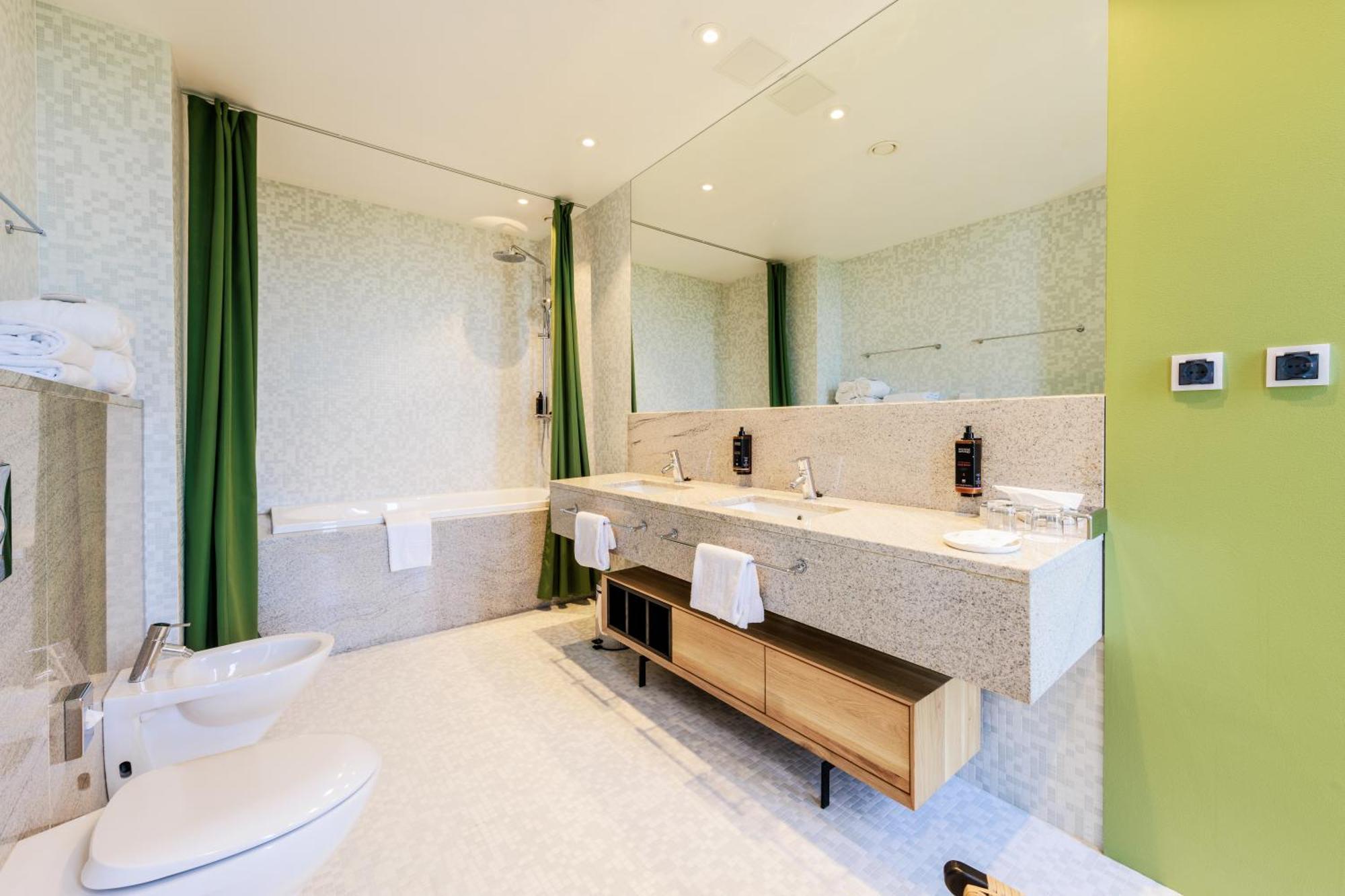 Mercure Tallinn Exterior photo